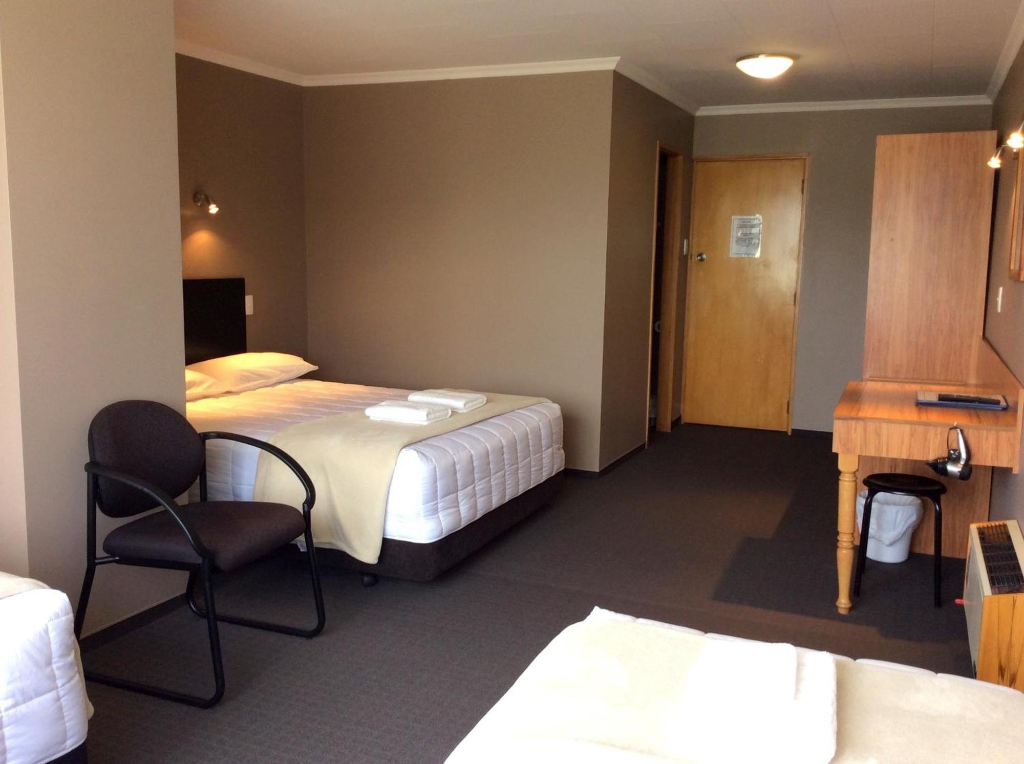 Fiordland Hotel Te Anau Bilik gambar